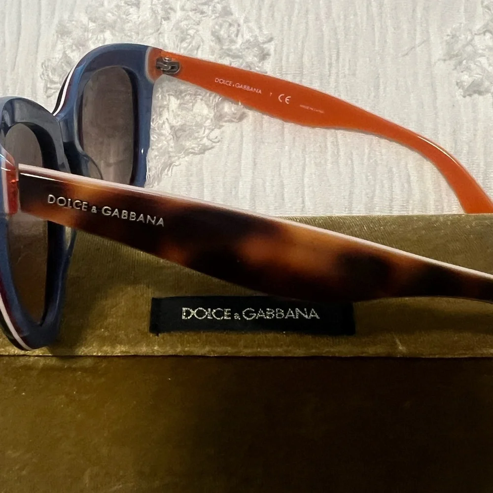 Women’s Sunglasses Dolce & Gabbana Tortes - Picture 3 of 5